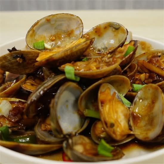 豉汁炒蚬 Clams in Black Bean Sauce